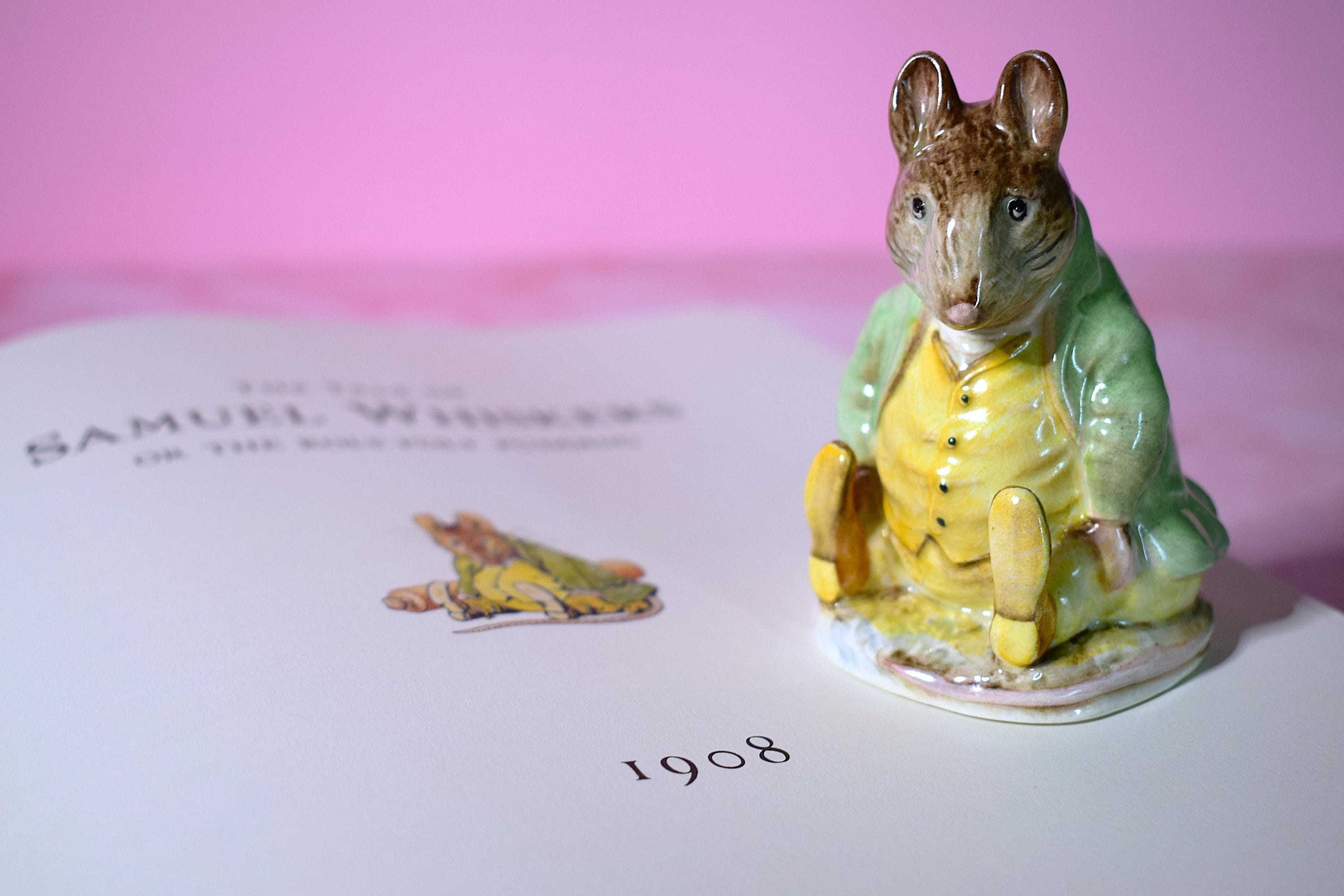【ゴールドオーバル BP2】BESWICK リス フィギュリン ピーターラビット Beatrix Potter's 'samuel Whiskers' Figurine | Beswick England