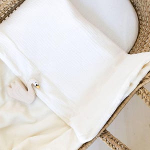 Personalized double gauze baby blanket and comforter - Birth gift - Maternal nap blanket - Off-white