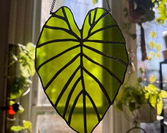 PATTERN: Stained Glass Alocasia Leaf