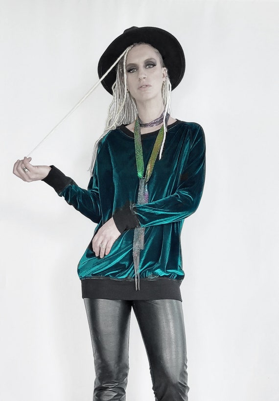 Green clearance velvet sweater