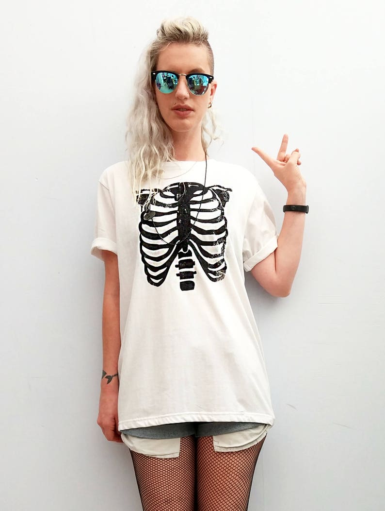 Handmade Glitter anatomy skeleton ribcage print T shirt Unisex Halloween cyberpunk clothing aesthetic clothing image 3