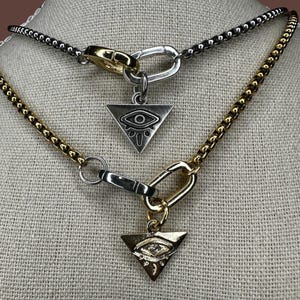 Charm-Halter-Halskette für Schichtung / Stapeln Box-Kette mit Evil Eye Charme, Gold oder Silber Kette, Doppelspangen, gemischte Metalle, Minimalist