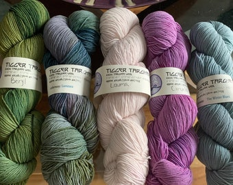 Blue Moon Fiber Arts - Discontinued Tigger Targhee ~ Limited Edition and STR Colourways