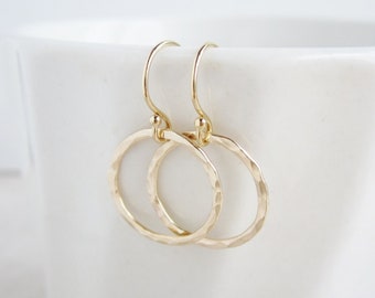 Hammered gold hoop earrings Minimalist gold earrings Dainty circle earrings Gold drop earrings Every day earrings Minimal gold jewelry