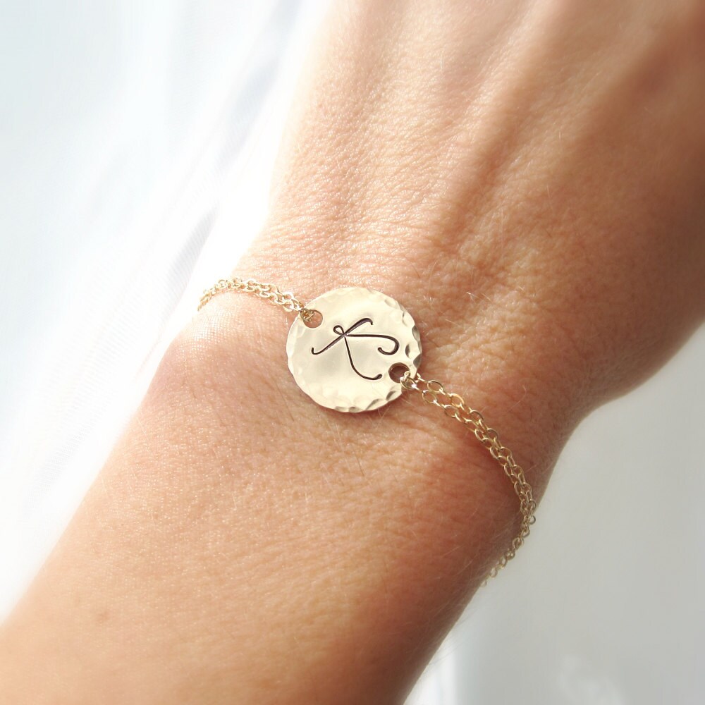 Gold mothers bracelet Clearance