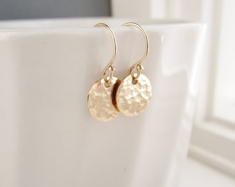 Hammered gold earrings Gold dot earrings 14K gold fill simple everyday earrings Gold circles Hammered disc earrings small gold earrings