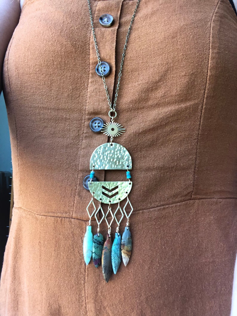 Mixed stone leaf necklace