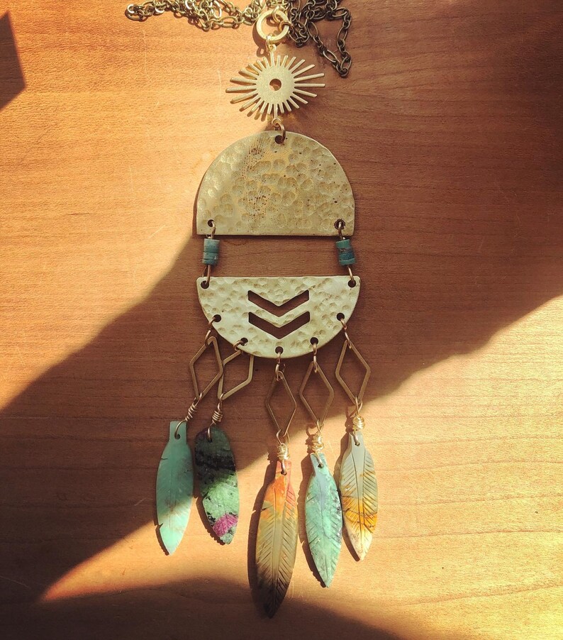 Mixed stone leaf necklace