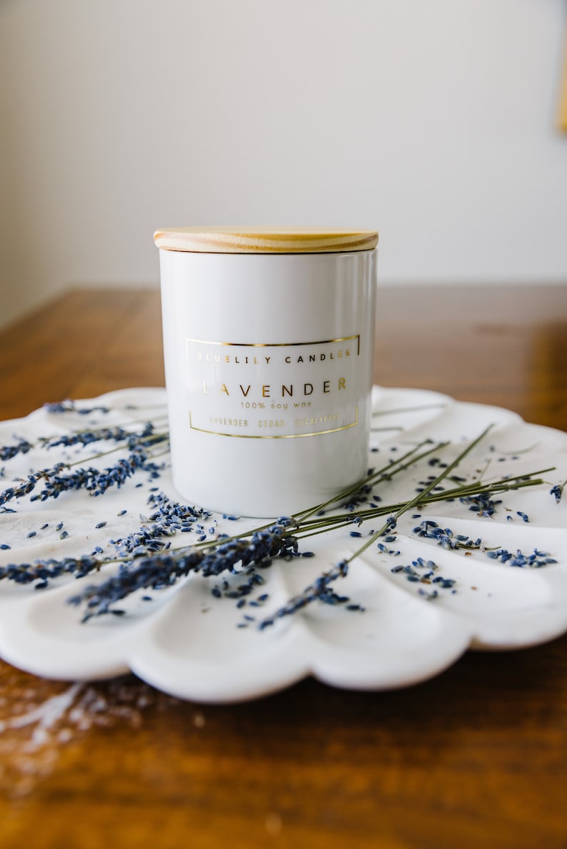 BlueLilyCandles Soy Candle - Thumbnail 3