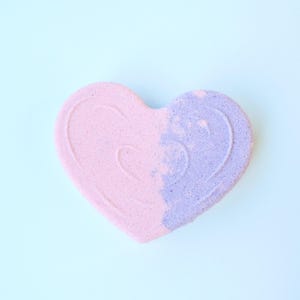 Pretty in Pink Bath Bomb