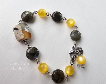 Grey and yellow bracelet - lampwork bracelet - Artisan bracelet - Artisan Jewelry by Honey from the Bee
