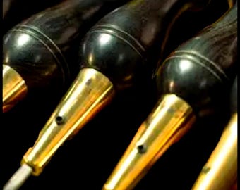 Hochwertiges Schusterahlen-Set mit Ebenholzgriff für die Schuhreparatur in Eigenregie