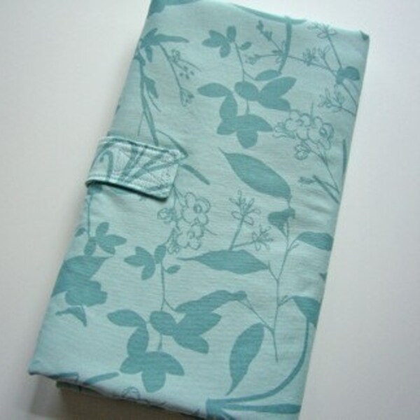 CLEARANCE -Organic Changing Pad - Aqua Whispering Grass