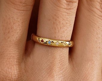 Custom Birthstone Star Ring, Personalized Family Ring, Minimalist Gold Stackable Ring, Dainty Birthstone Jewelry, Mom Gift, Anniversary Gift