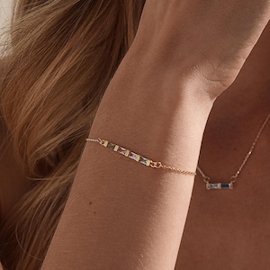 Custom Square Birthstone Bracelet, Minimalist Birthstone Bracelet, Daily Bracelet, Birthday Gift for Her, Mom Bracelet Grandma Gift for Mom