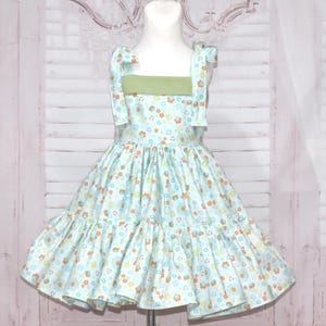 EN VENTE 3T Robe à fleurs, robe à volants, robe verte pour fille, robe de printemps, robe d&#39;été, robe de demoiselle d&#39;honneur, tenues décontractées, robe de reconstitution historique
