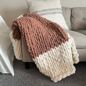 Handmade Chenille Chunky Knit Blanket - Custom Colors & Patterns Available - Bed or Couch Throw - Chunky Knit Blanket
