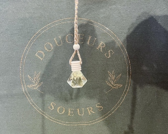 Car diffuser, car air freshener made in France. Rechargeable