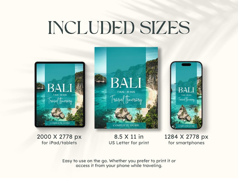 Op de afbeelding: Digitale Bali-reisroute weergegeven op een tablet, print en smartphone. Het turquoise en witte ontwerp toont een strandsc&egrave;ne met de tekst "BALI" en "Travel Itinerary". Inclusief formaten voor iPad/tablets, US Letter voor print en smartphones.