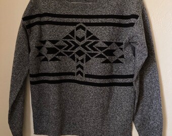 GAP Women's Size M Grey Black Sweater Snowflake Pattern