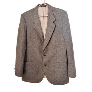 Nino Cerruti Wool Blazer Mens 44R Brown Herringbone 2 Button Sport Coat USA
