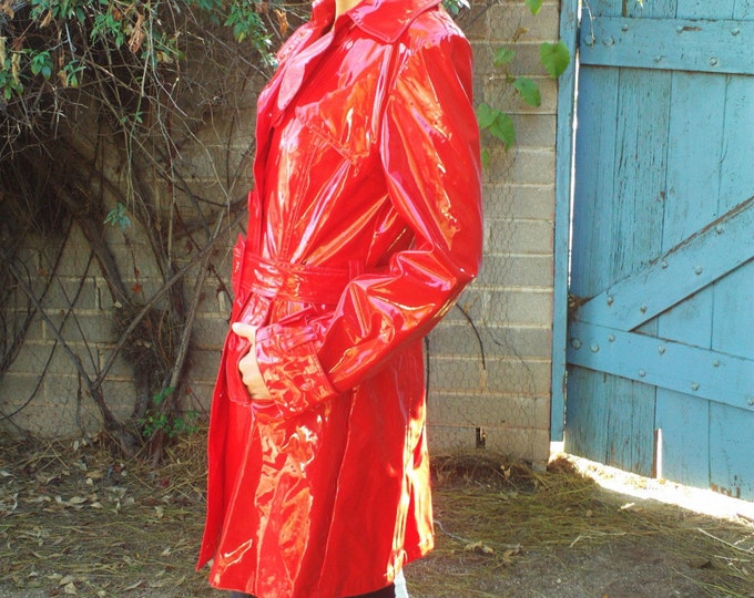 Vintage Killer RED Vinyl RAINCOAT Spy Jacket Super Sexy Coat - Etsy