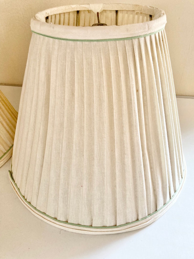 60's VTG Ethan Allen Lamp Shades Natural Pleated Linen Green Trim Set ...