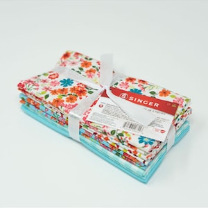Singer Fabrics 5 Piece Fat Quarter Bundle Perfect Teal Floral