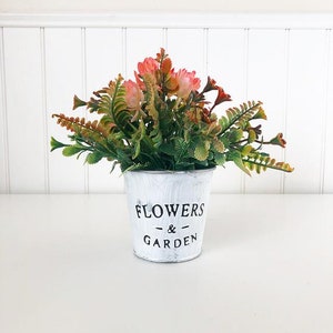Tray Decor | FLOWER and GARDEN | Can and Flowers