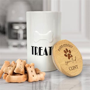 Personalized Dog Treat Jar, New Dog Gift, Modern Pet Treat Jar, Ceramic White Treat Container, Gift For New Dog Owner, Custom Puppy Gift