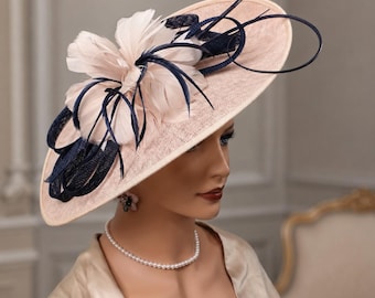 Tocado grande de plumas sinuosas para mujer, ideal para bodas, el Derby de Kentucky y el Royal Ascot. Incluye diadema.