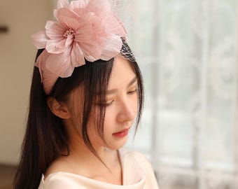 Tocado de mujer con diadema, ideal para bodas, el Derby de Kentucky o fiestas de té.