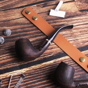 Custom Engraved Wooden Tobacco Pipe – Personalized Gift for Husband, Dad, Men – Perfect for Anniversaries, Birthdays, or Groomsmen Proposals