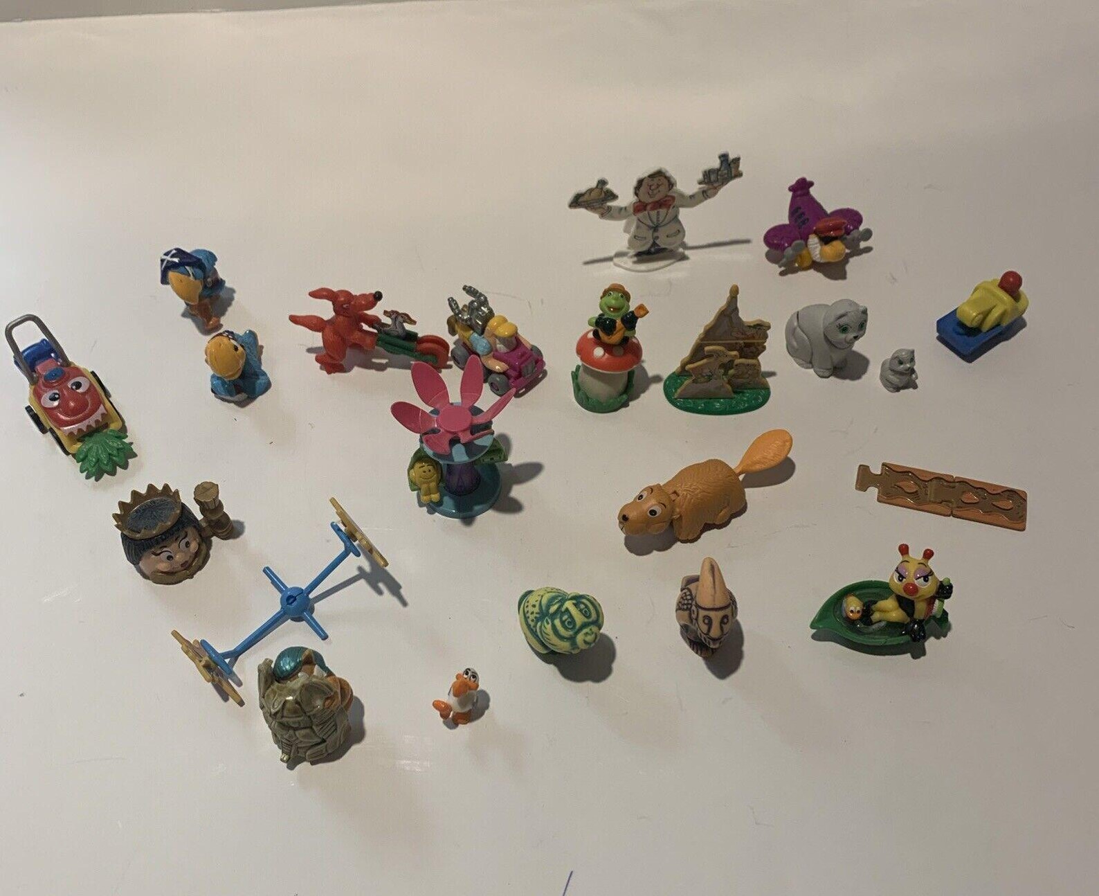 Vintage Kinder Surprise Toy Lot Of 22 Toys