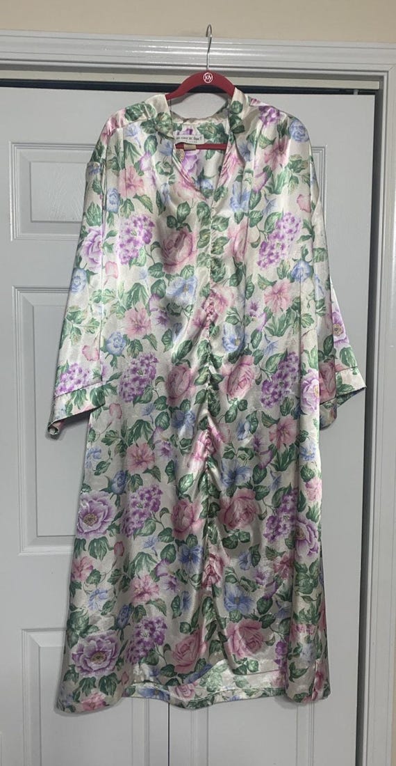 Vintage Brownstone Studio Satin Floral Dressing Gown … Gem