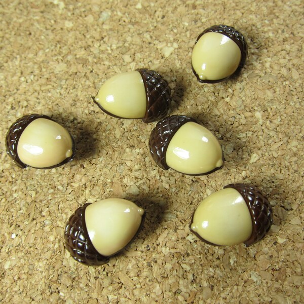 Acorn Novelty Buttons