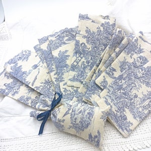 Bolsitas medianas - Toile de Jouy azul - Estilo francés - Regalos de boda - Baby Shower - Bautizo - 10 bolsitas - Hecho a mano