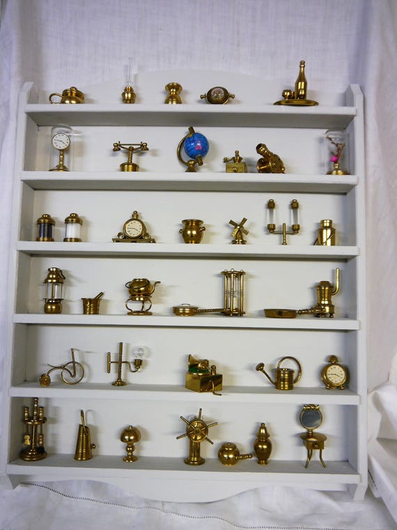 Dolls House 1//12th scala in ottone cappotto e cappello STAND