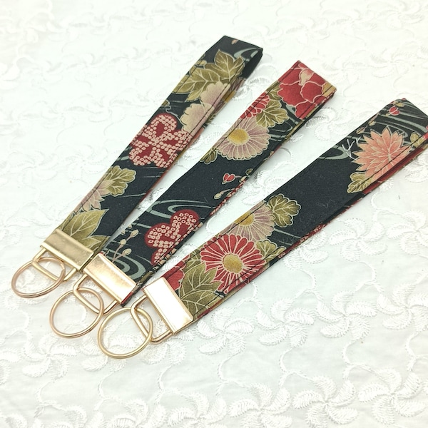 Cotton Floral Lanyards -  Wrislet -Key Holder-  Rose - Handmade - Robert Kaufman Fabric - A Thousand Flowers