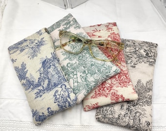 Handmade Toile de Jouy Glasses Case: Padded French Pastoral Scene