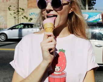 T-shirt -Strawberry Jam Bath-