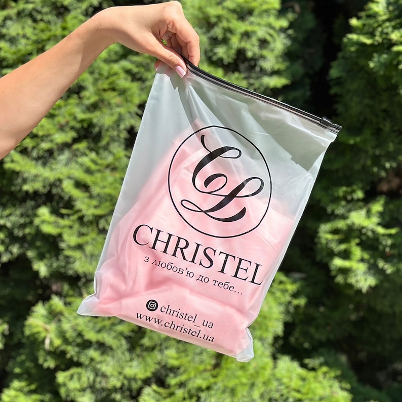 100–1000 Custom Frosted Resealable Bags – Clear Zipper Packaging for Clothes, High-Quality Plastic Poly Mailers image 8