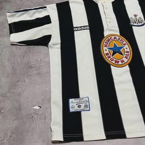 Camiseta de fútbol Adidas vintage original del Newcastle United 1995/1996/1997, talla L imagen 5