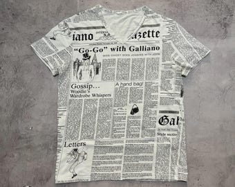 Galliano Gazette Newspaper White T Shirt V-Neck Size M