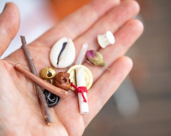 Bone Throwing Kit, starter kit for throwing bones, 15-20 pieces included, divination tool, witch tool, pagan tool