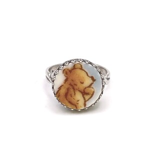 Pooh bear jewelry shop