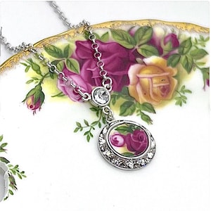 Royal Albert Old Country Roses Crystal Necklace, 18th and 20th Anniversary Gifts for Wife, Porcelain Necklace, Red Rose Broken China Jewelry