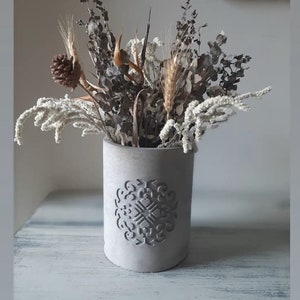 Decorative Concrete Vase,Housewarming Gifts, Flower Vase, Minimalist concrete Vase, vase for flowers,large cement vase