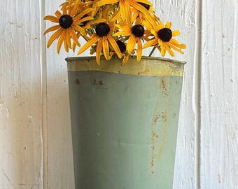 Vintage Canadian Maple Sap Bucket: Distressed Green Metal Planter Vase (1910s–1930s)