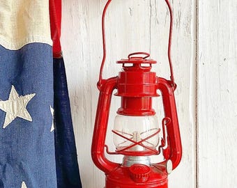 Vintage Red Oil Lantern, Winged Wheel No 350, Rustic Farmhouse Decor